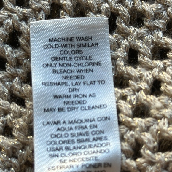 Chico’s tan open front sweater with interwoven gold metallic thread, size 2/M - Picture 8 of 9